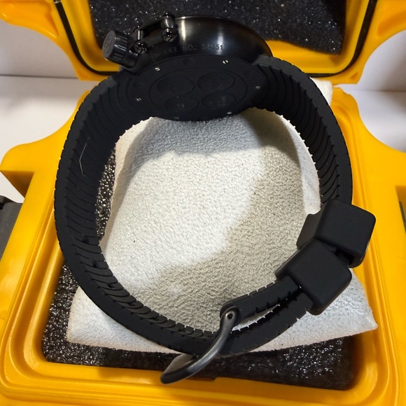 INVICTA Cordova Day/Date Special Edition Classic Sport Men’s Watch - Picture 6 of 7